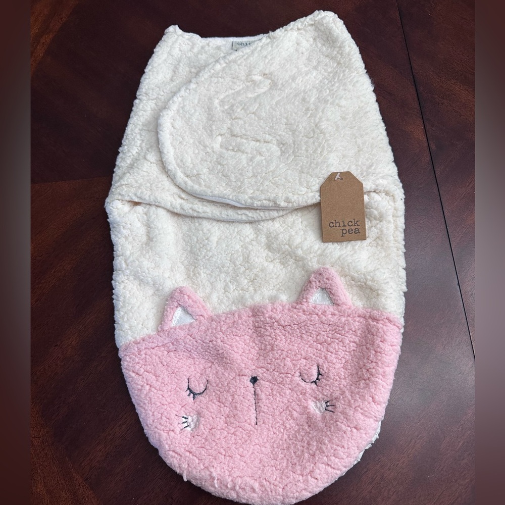 NWT Chick Pea Sherpa Baby Swaddler Swaddle Sack Pink Blanket Cat 3-6 Months